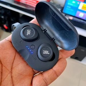 JBL BLUETOOTH X8 WIRELESS EARPHONE